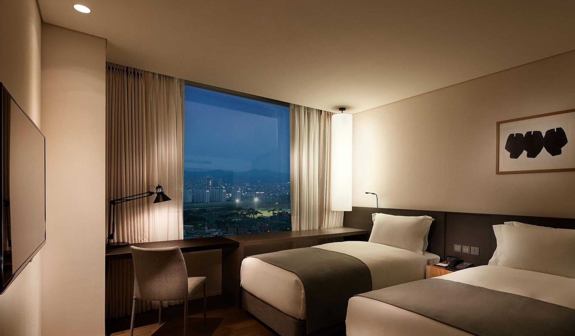 Shilla Stay Cheonan Asan - Samsung Display City Exterior photo