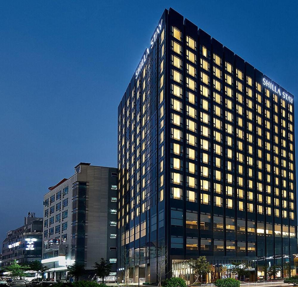 Shilla Stay Cheonan Asan - Samsung Display City Exterior photo
